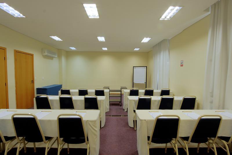 فندق Bristol Centro Civico كوريتيبا المظهر الخارجي الصورة